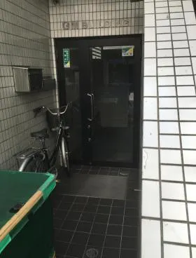 GMビルの外観