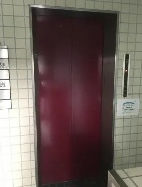 GMビルの外観