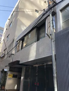 DK愛和1ビルの外観