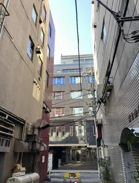 DK愛和1ビルの外観