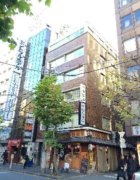 小山第1ビルの外観