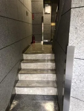 SDビルの外観