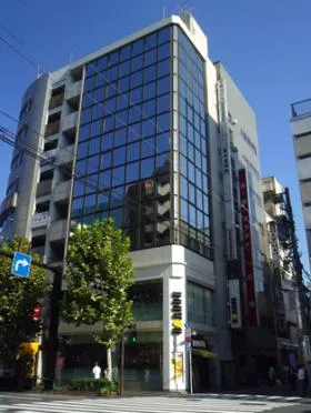 小鍛冶ビルの外観