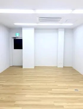 小鍛冶ビルの外観