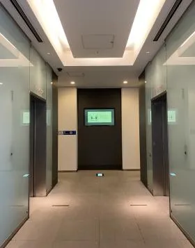 オランダヒルズ森タワーの外観