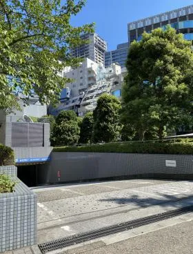 三田NNビルの外観