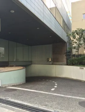 ルーシッドスクエア五反田(旧金剛ビル)の外観