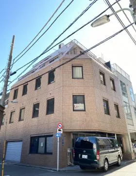たつみビルの外観