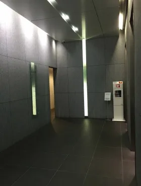 SGスクエアビルの外観