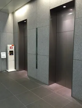 SGスクエアビルの外観