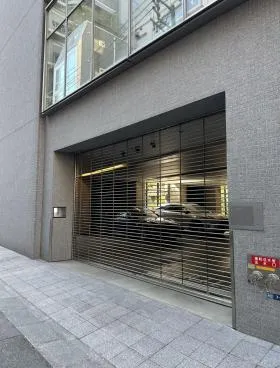 SGスクエアビルの外観