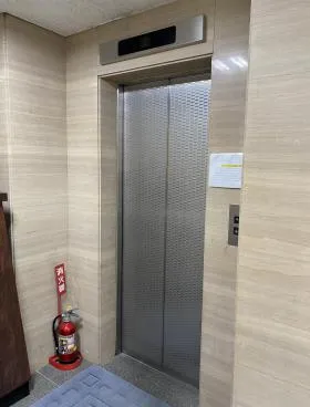 フルオカビルの外観