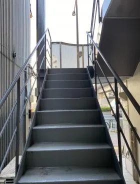 グリンデル広小路ビルの外観