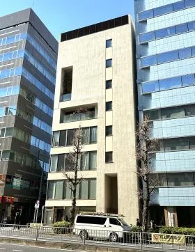 LA TERRAビルの基準階図面