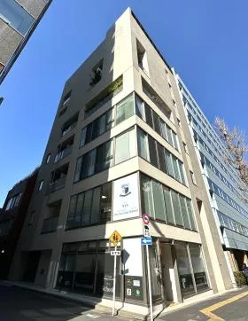 LA TERRAビルの外観