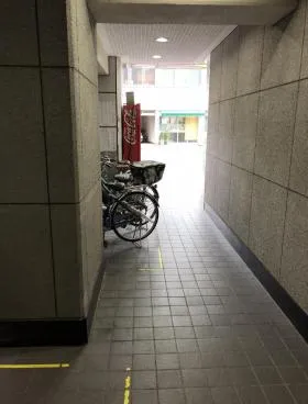 Kビルの外観