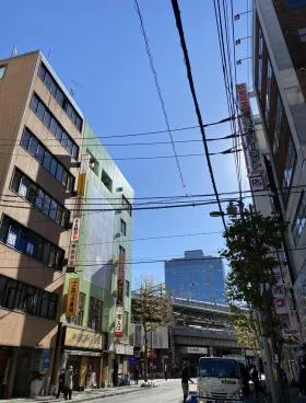 ニシザワビルの外観