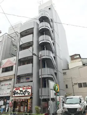 GYOTOC ONEビルの外観