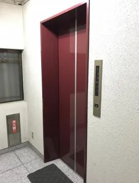 青邦ビルの外観
