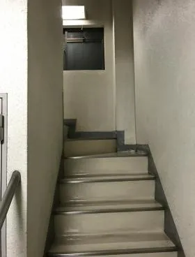 青邦ビルの外観