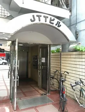 JTTビルの外観