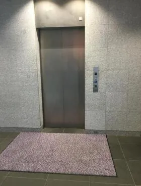 ヒューリック上野の森ビルの外観