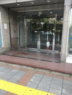NDKロータスビルの外観