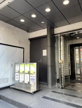 小島ビルの外観