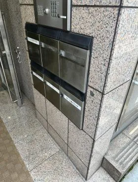 第2三倉ビルの外観