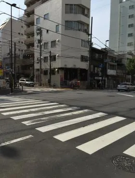 MYビルの外観