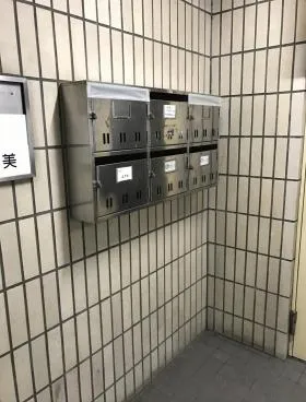 長谷川ビルの外観