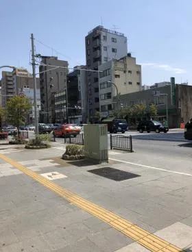 中央スカイビルの外観