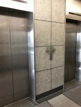 八丁堀東興ビルの外観