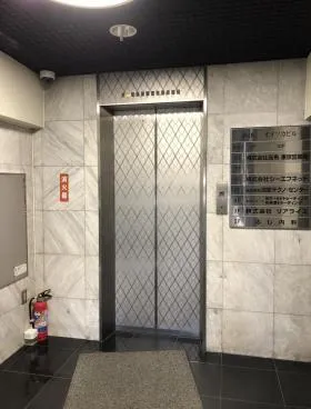 御徒町オオツカビルの外観