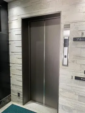 ラシーヌ神田ビルの外観