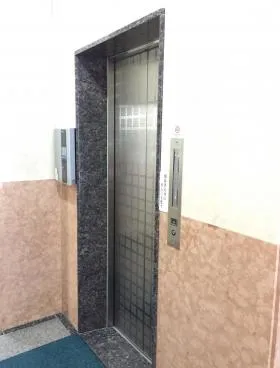 本多ビルの外観
