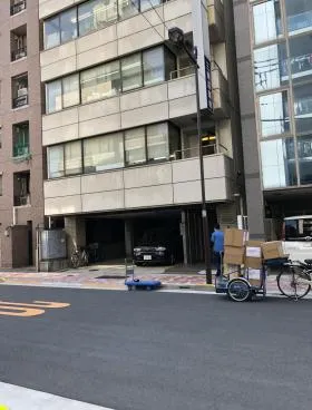 三筋逢阪ビルの外観