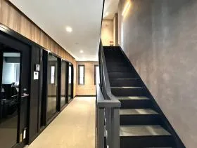 クレス不動産神田(旧:THE CORNER KANDA)ビルの外観