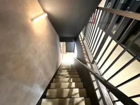 クレス不動産神田(旧:THE CORNER KANDA)ビルの外観