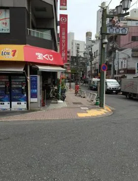 高松ビルの外観