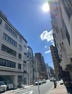コットンボールビルの外観