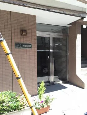 リーラ仲御徒町の外観