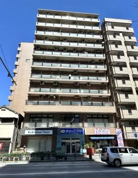 リーラ仲御徒町の外観