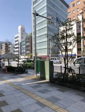 吉延ビルの外観