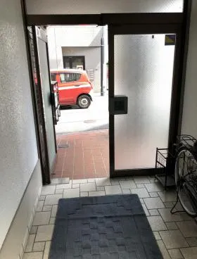 芹澤ビルの外観