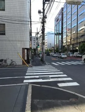 上野コアビル(旧上野三生ビル)の外観