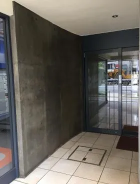 大川ビルの外観
