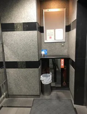 翔和鎌倉橋ビルの外観