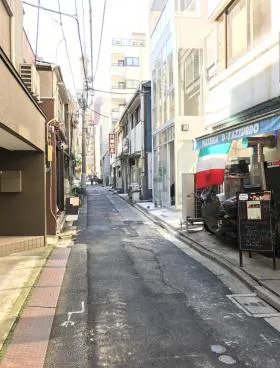 ラフィネ内神田ビルの外観