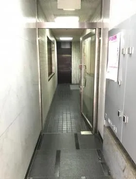 浅野屋ビルの外観